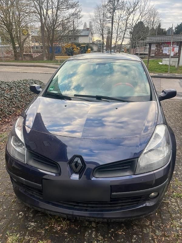 Gebraucht Renault Clio III 88 PS (64 kW) 2006 Andere farben Kleinwagen