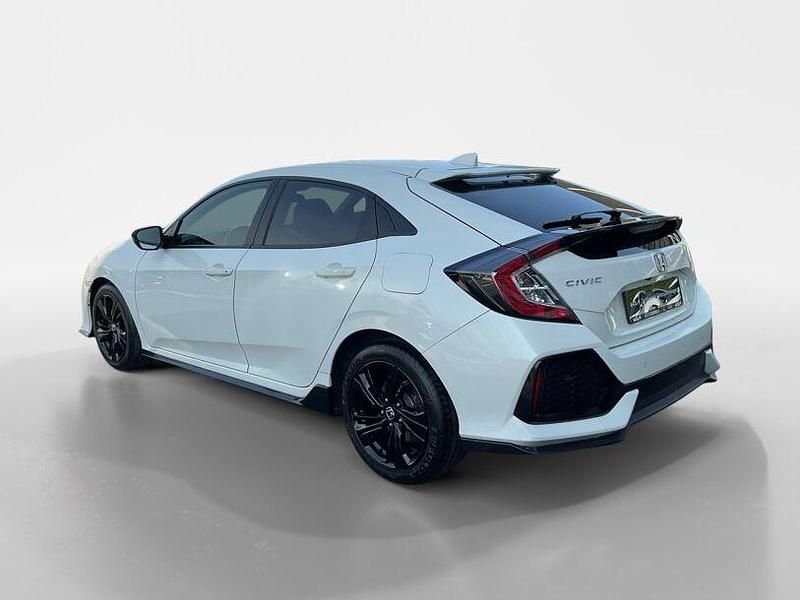 Gebraucht Honda Civic Dynamic 126 PS (92 kW) 2019 Weiß Limousine