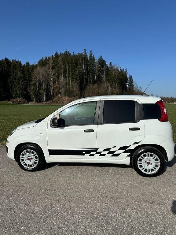 Gebraucht Fiat Panda Pop 69 PS (50 kW) 2017 Weiß Kleinwagen