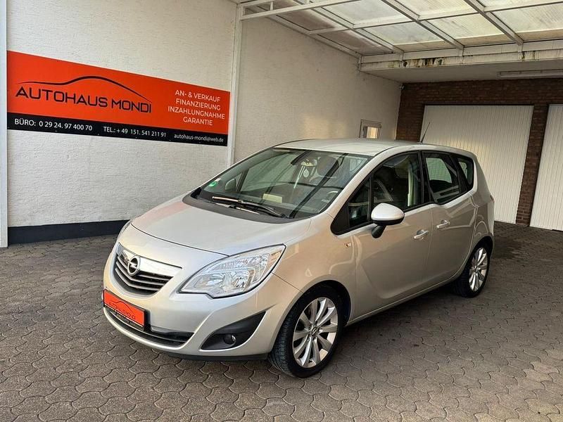 Gebraucht Opel Meriva Edition 140 PS (102 kW) 2010 Silber Van / Kleinbus
