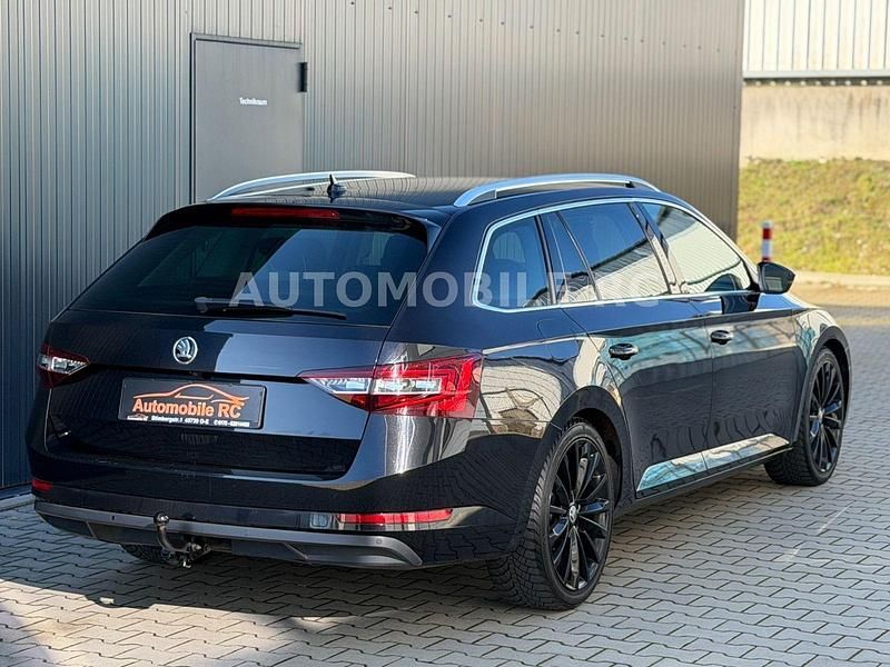 Gebraucht Skoda Superb 150 PS (110 kW) 2018 Schwarz Kombi