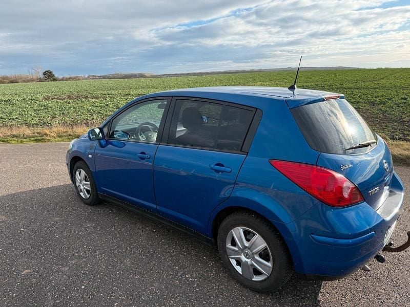 Gebraucht Nissan Tiida 110 PS (80 kW) 2008 Blau Limousine