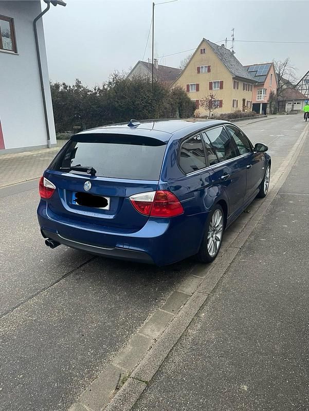 Gebraucht BMW 330 258 PS (189 kW) 2005 Blau Kombi