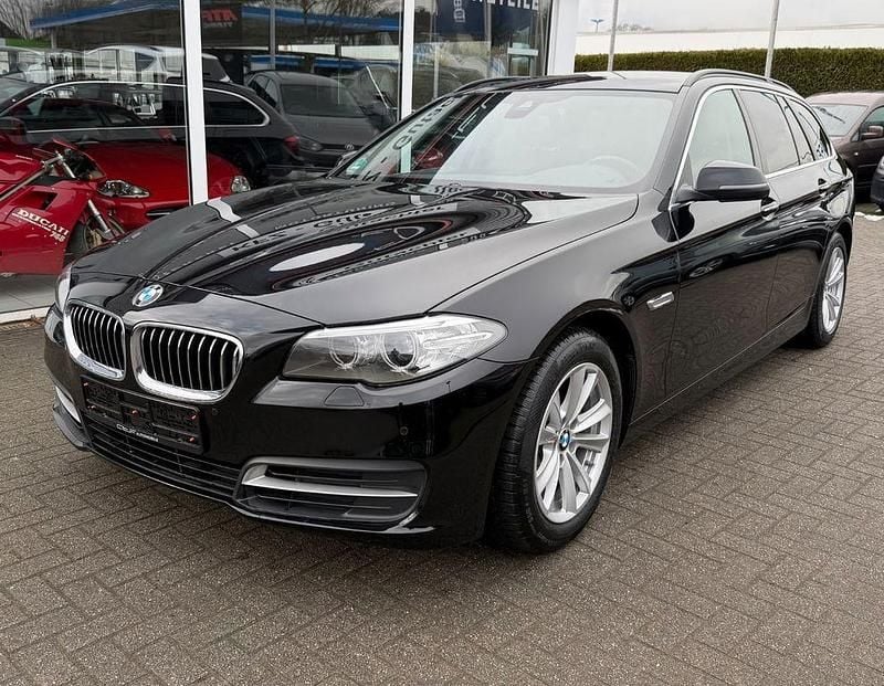 Gebraucht BMW 520 Performance 190 PS (139 kW) 2016 Schwarz Kombi