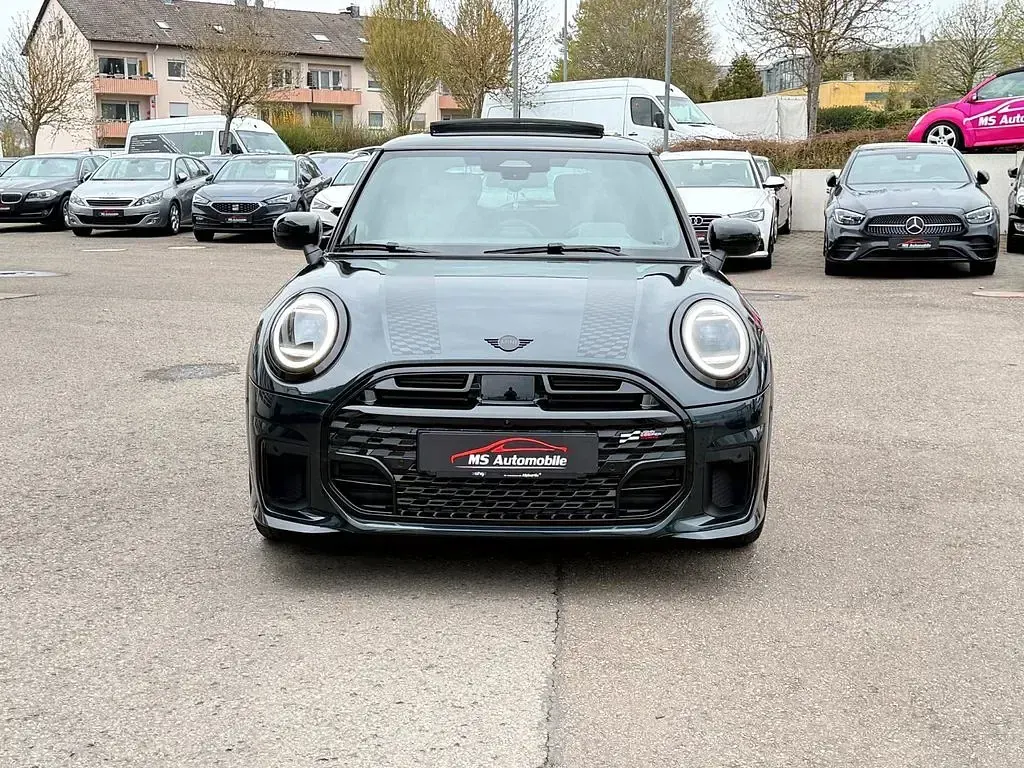 Gebraucht Mini John Cooper Works 204 PS (150 kW) 2024 Schwarz Kleinwagen
