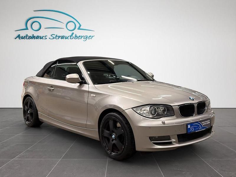 Gebraucht BMW 123 Cabriolet Advantage 204 PS (150 kW) 2010 Silber Cabrio