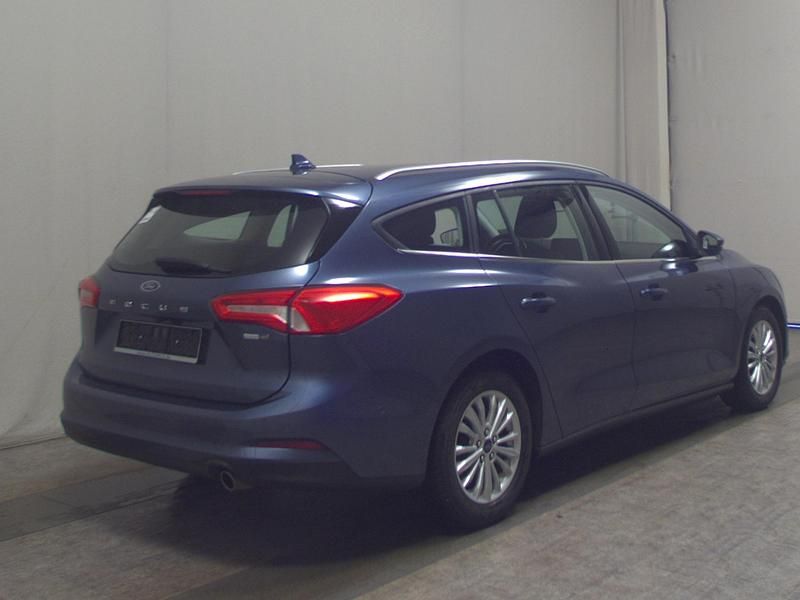 Gebraucht Ford Focus Titanium 125 PS (91 kW) 2021 Braun Limousine