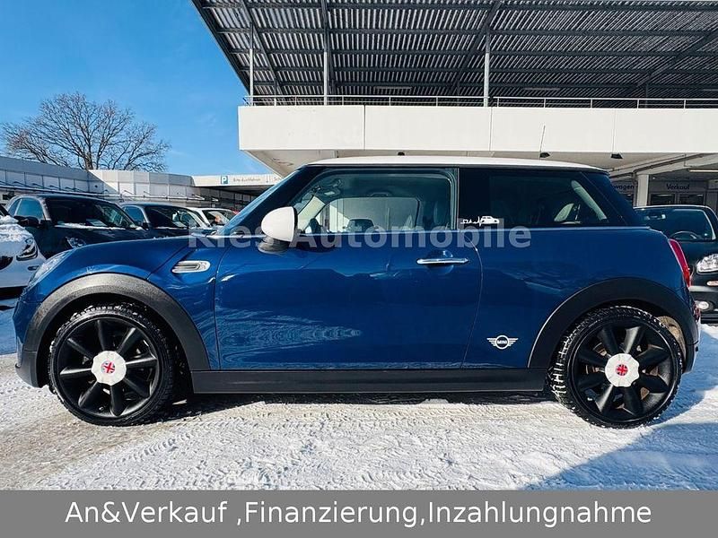 Gebraucht Mini Cooper 136 PS (100 kW) 2016 Blau Kleinwagen