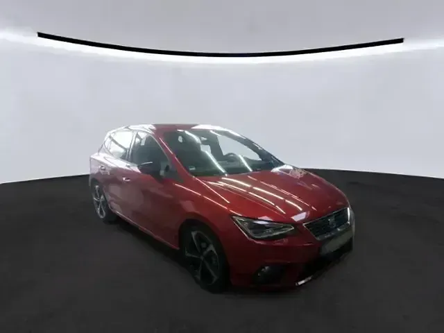 Gebraucht Seat Ibiza FR 95 PS (69 kW) 2023 Desire rot metallic Kleinwagen