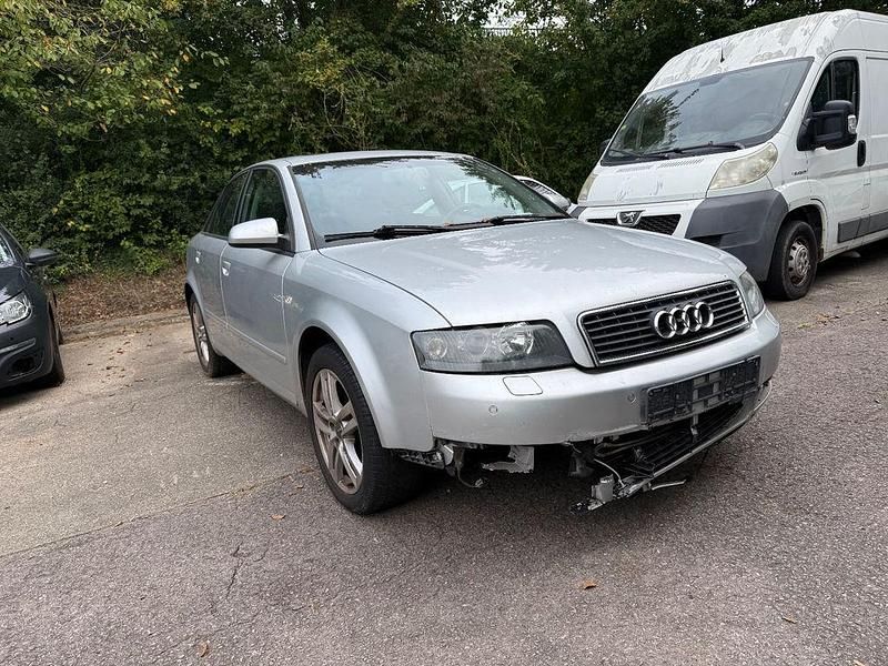 Gebraucht Audi A4 170 PS (125 kW) 2004 Silber Limousine