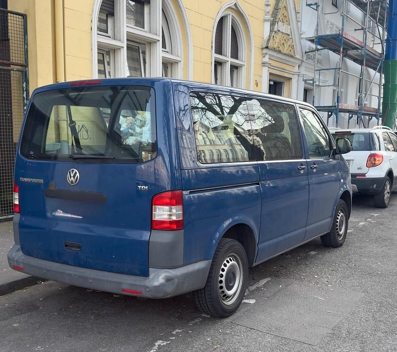 Gebraucht VW Transporter 102 PS (75 kW) 2010 Blau Van