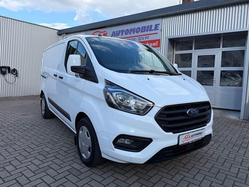 Gebraucht Ford Transit Custom Trend 131 PS (96 kW) 2019 Weiß Van / Kleinbus