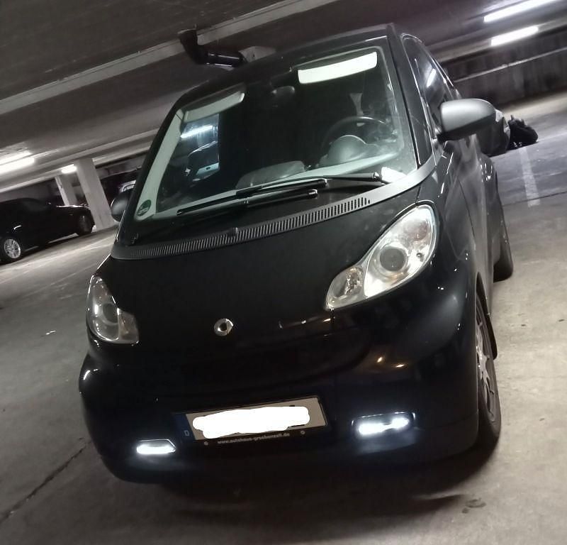 Schwarz Gebraucht 2010 Smart ForTwo Cabrio Cabrio | 4.950 € (Fairer Preis) - Bild 1/4