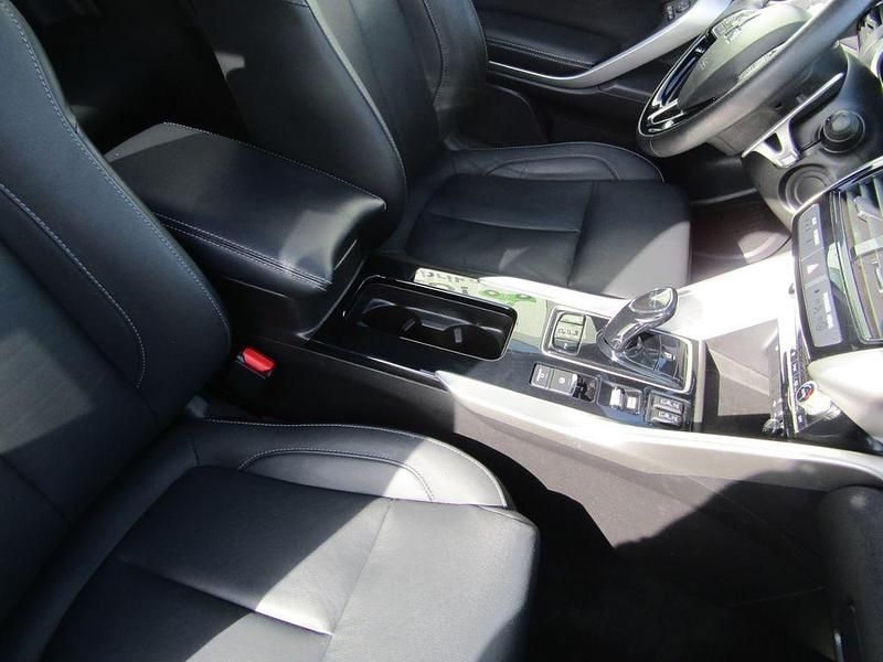 Gebraucht Mitsubishi Eclipse Cross Top 188 PS (138 kW) 2022 Silber SUV