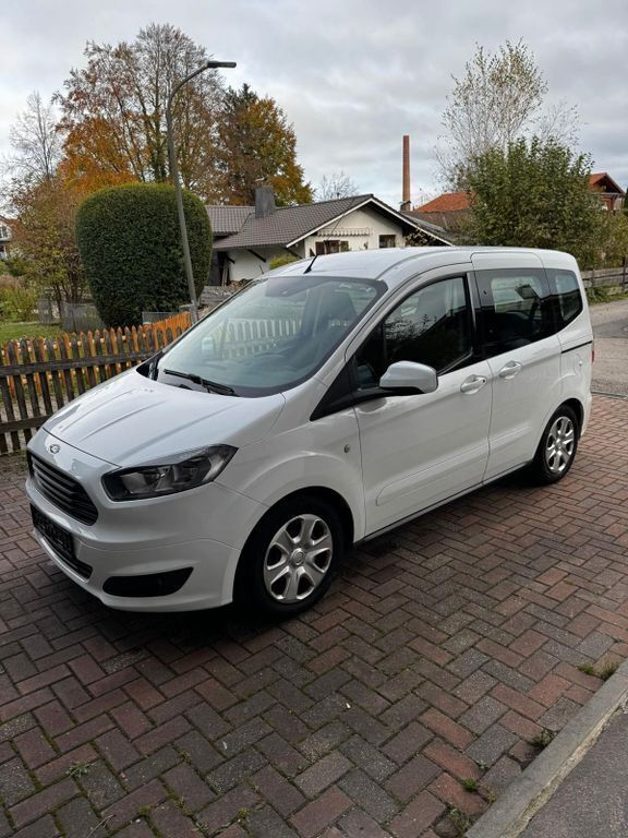 Weiß Gebraucht 2017 Ford Tourneo Connect Van / Kleinbus | 9.999 € (Superpreis) - Bild 1/4