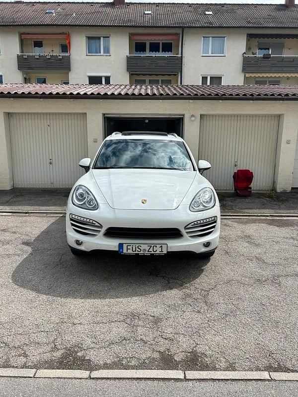 Usata Porsche Cayenne 245 CV (180 kW) 2012 Bianco SUV