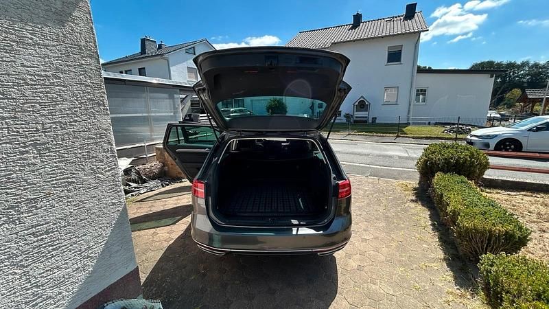Gebraucht VW Passat Highline 190 PS (139 kW) 2016 Grau Kombi