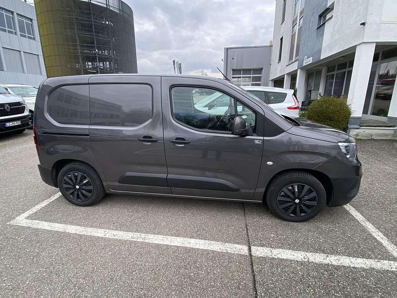 Gebraucht Opel Combo Edition 131 PS (96 kW) 2020 Van / Kleinbus