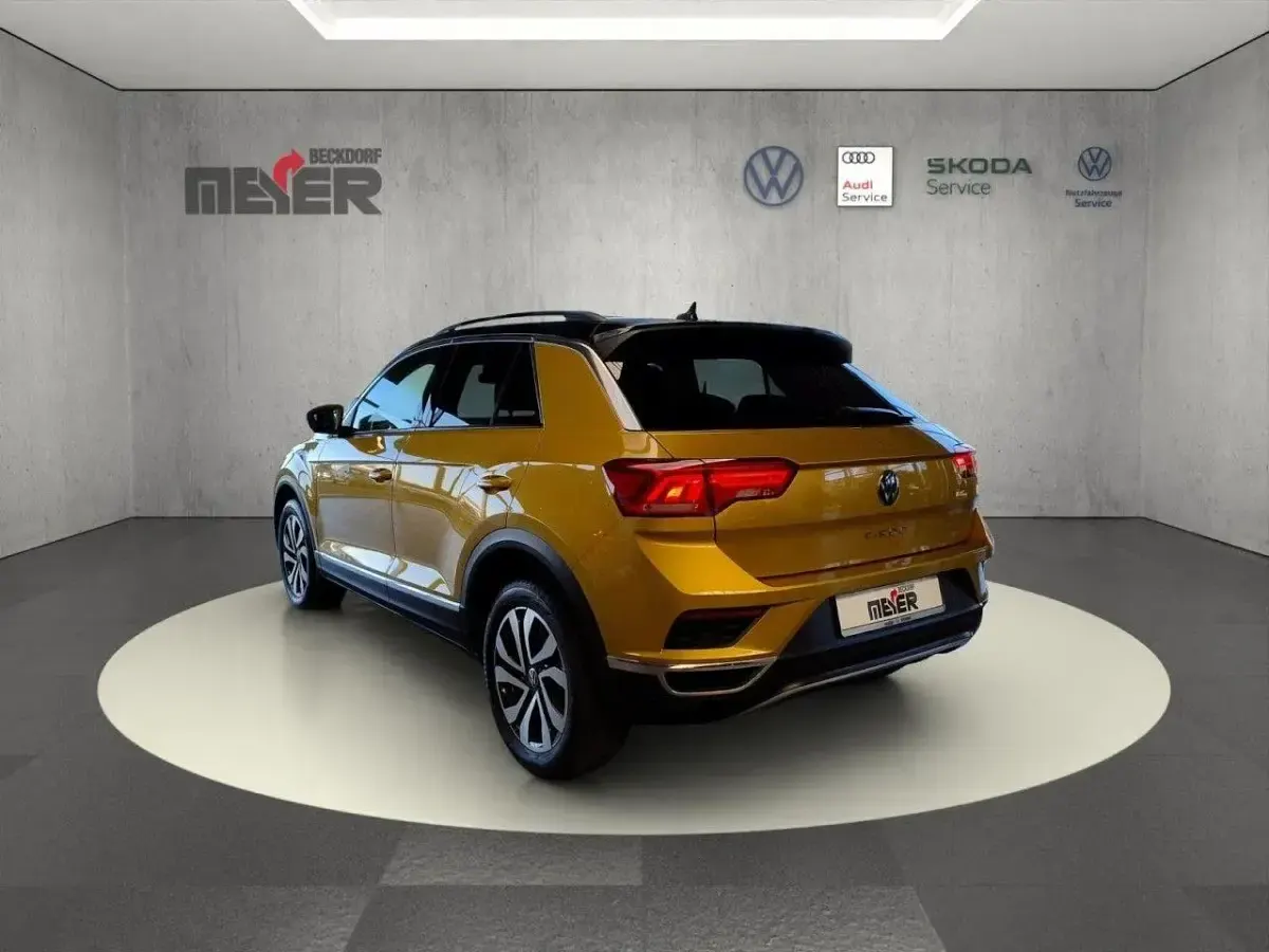 Gebraucht VW T-Roc Active 150 PS (110 kW) 2021 Gelb SUV