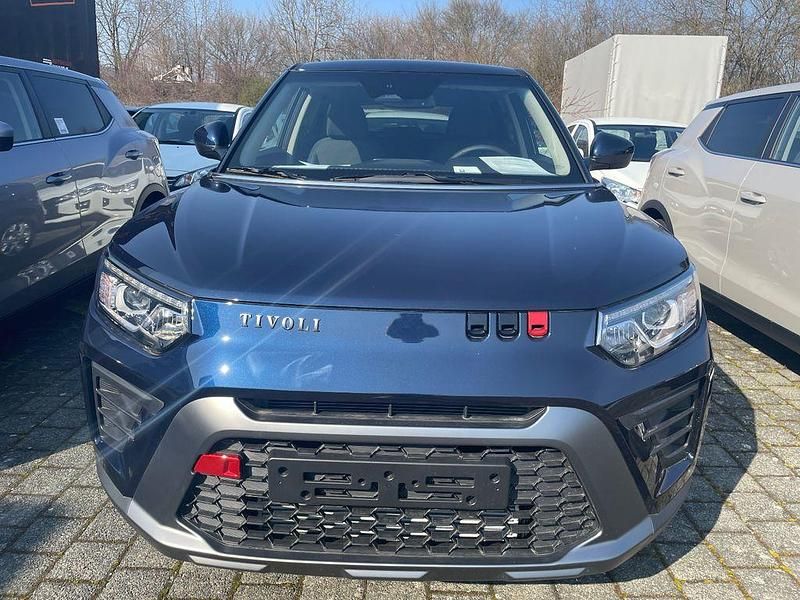 Neu SsangYong Tivoli 163 PS (119 kW) 2025 Blau SUV