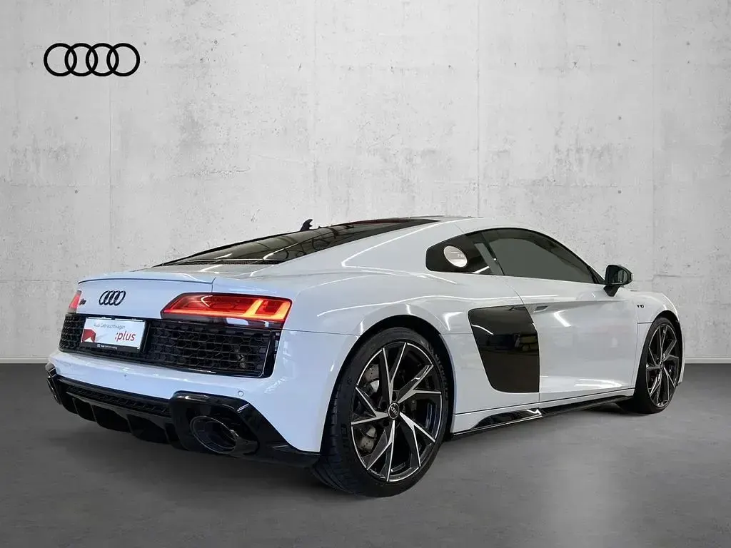 Używany Audi R8 Coupé Performance 570 KM (419 kW) 2023 Szary Coupe