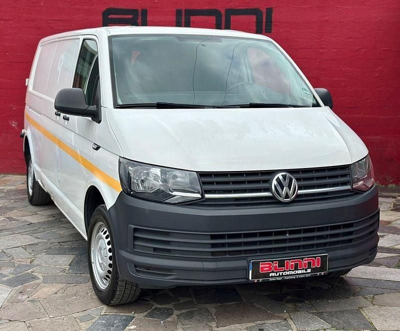 Weiß Gebraucht 2016 VW T6 Van | 9.999 € (Guter Preis) - Bild 1/4