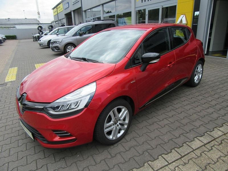 Rot Gebraucht 2019 Renault Clio IV LIMITED Kleinwagen | 11.980 € (Etwas zu teuer) - Bild 1/4