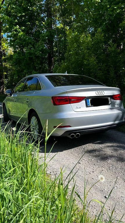 Gebraucht Audi A3 125 PS (91 kW) 2016 Grau Limousine