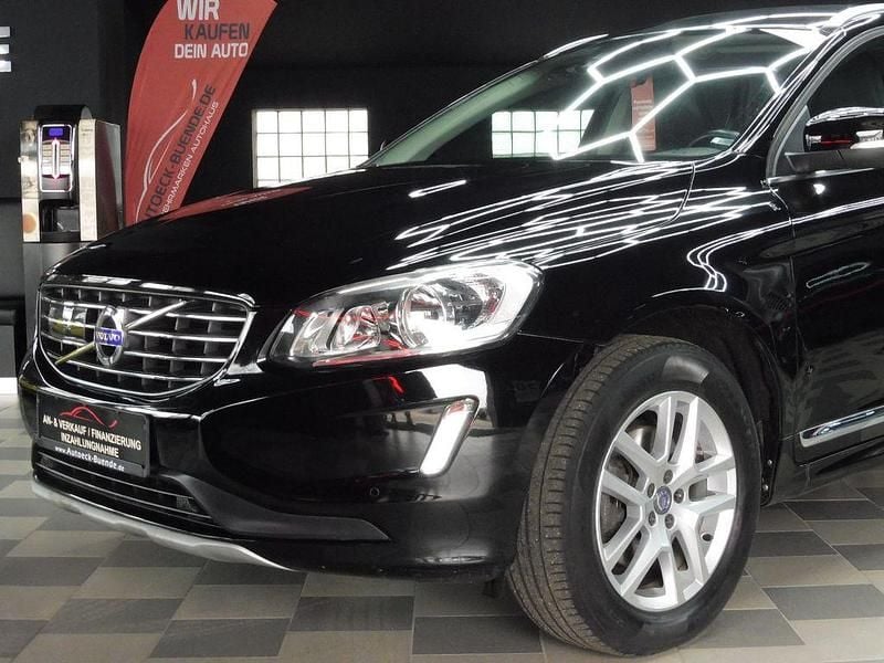 Gebraucht Volvo XC60 Summum 150 PS (110 kW) 2017 Schwarz SUV