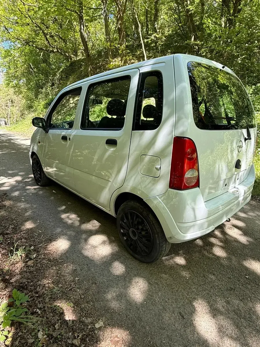 Gebraucht Opel Agila 60 PS (44 kW) 2005 Weiß Van / Kleinbus