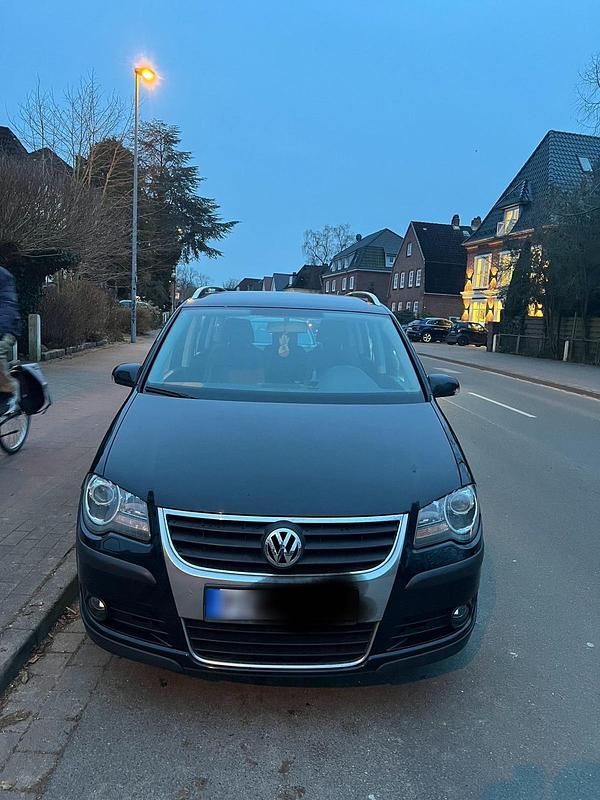 Schwarz Gebraucht 2007 VW Touran Cross Van / Kleinbus | 5.500 € (Fairer Preis) - Bild 1/4