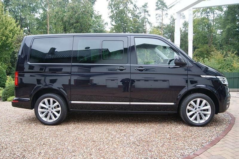 Gebraucht VW T6.1 Generation Six 204 PS (150 kW) 2022 Schwarz Van