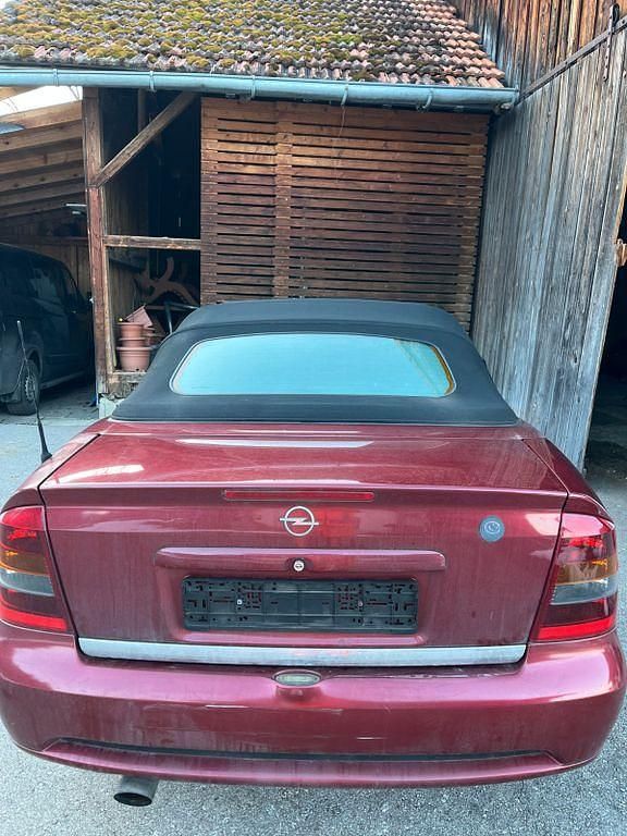Gebraucht Opel Astra Cabriolet 125 PS (91 kW) 2001 Rot Cabrio