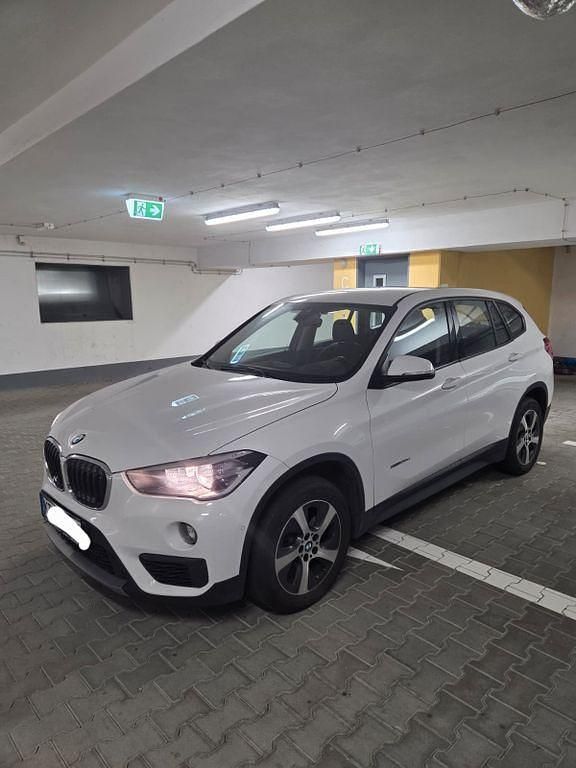 Gebraucht BMW X1 Advantage 190 PS (139 kW) 2016 Weiß SUV