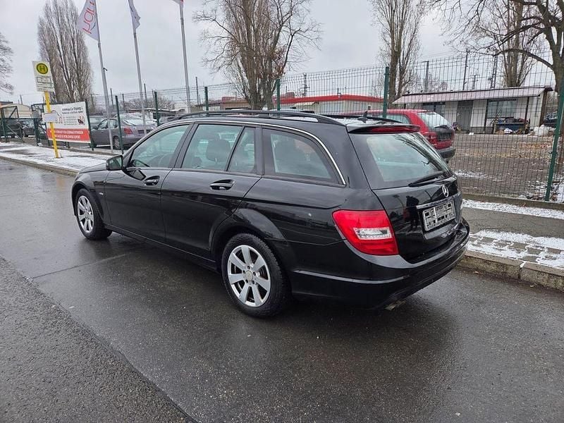 Second-hand Mercedes C180 120 CP (88 kW) 2012 Negru Break