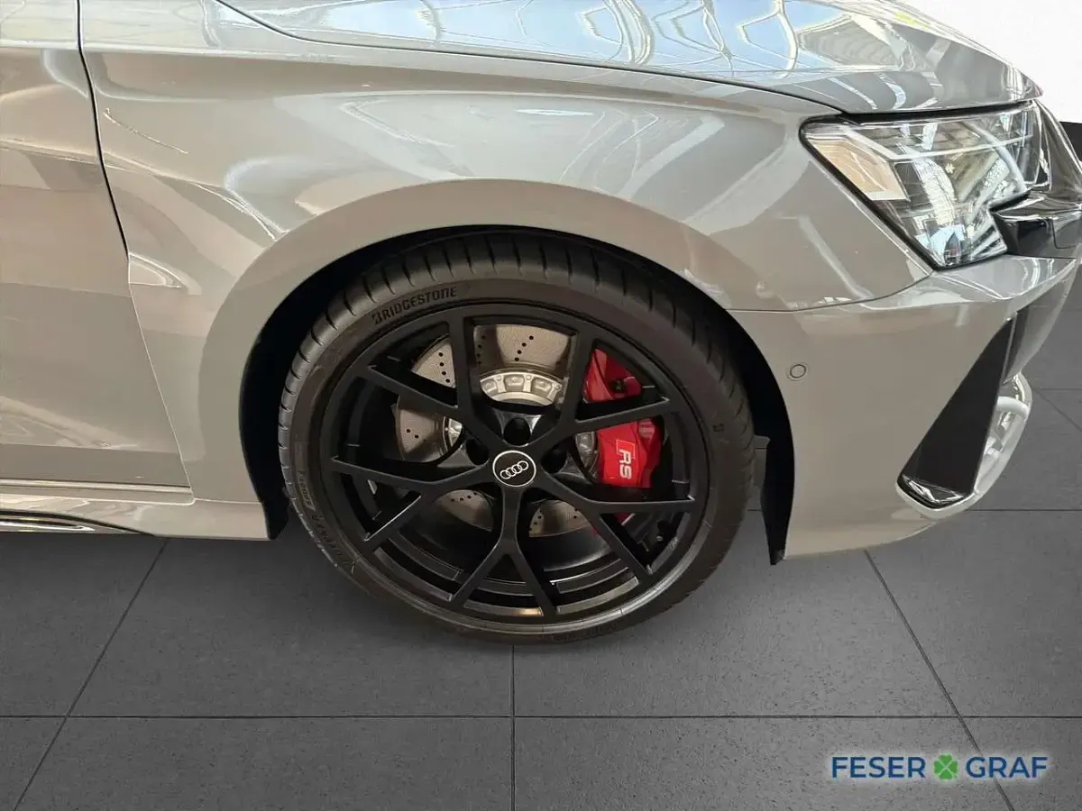 Neu Audi RS3 Sport 400 PS (294 kW) 2026 Individuallackierungen audi... Limousine