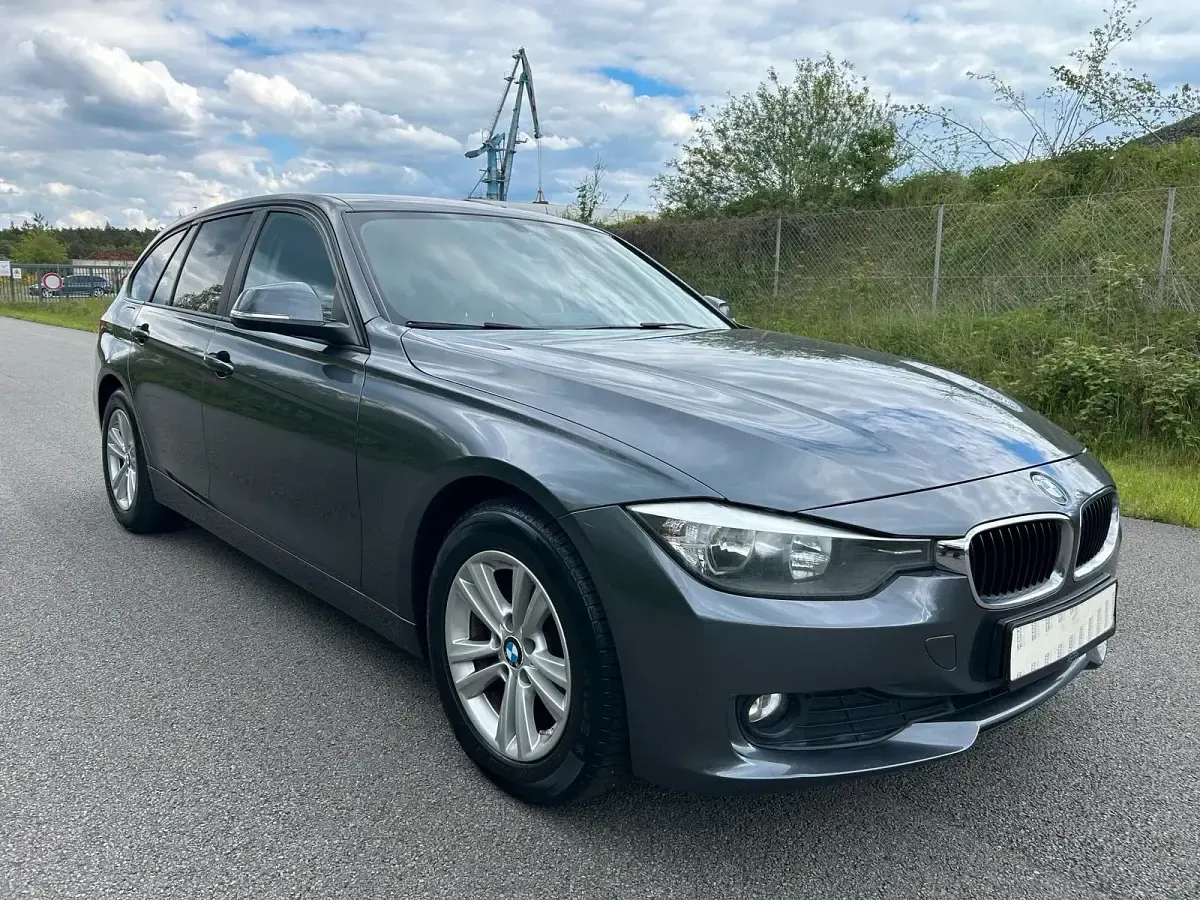 Gebraucht BMW 316 116 PS (85 kW) 2015 Grau Kombi