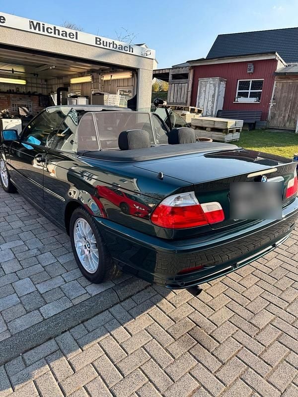 Gebraucht BMW 318 Cabriolet 143 PS (105 kW) 2002 Grün Cabrio