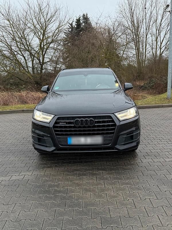 Gebraucht Audi Q7 Ambiente 325 PS (239 kW) 2016 Schwarz SUV