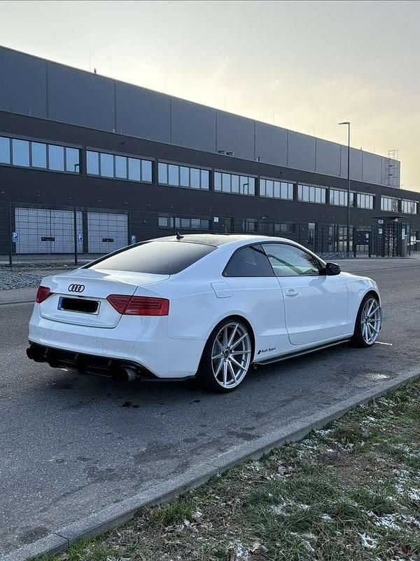 Gebraucht Audi A5 S-Line 177 PS (130 kW) 2013 Weiß Coupé