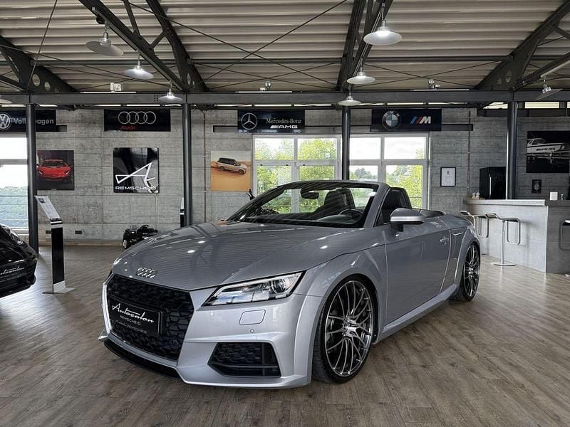 Florettsilber metallic Gebraucht 2019 Audi TT Roadster S-Line Cabrio | 27.990 € (Guter Preis) - Bild 1/4