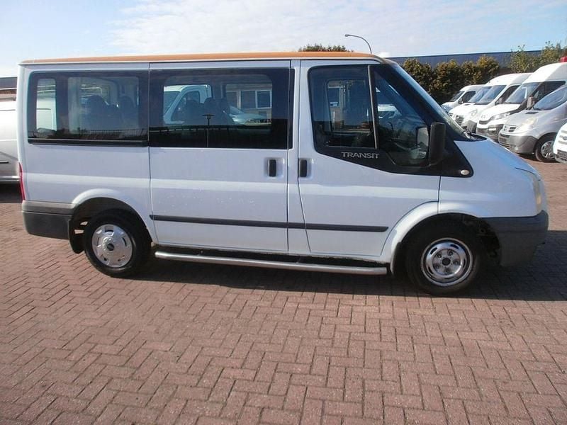 Second-hand Ford Transit 101 CP (74 kW) 2013 Alb Berlinǎ
