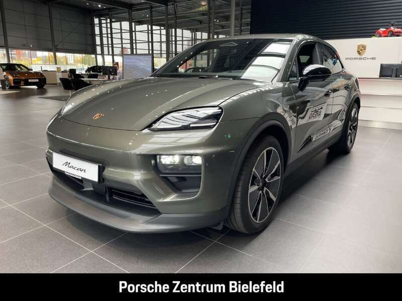 Aventuringrünmetallic Gebraucht 2024 Porsche Macan SUV | 90.372 € (Fairer Preis) - Bild 1/4