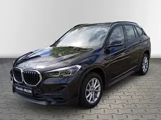 Gebraucht BMW X1 Advantage 140 PS (102 kW) 2019 Schwarz SUV