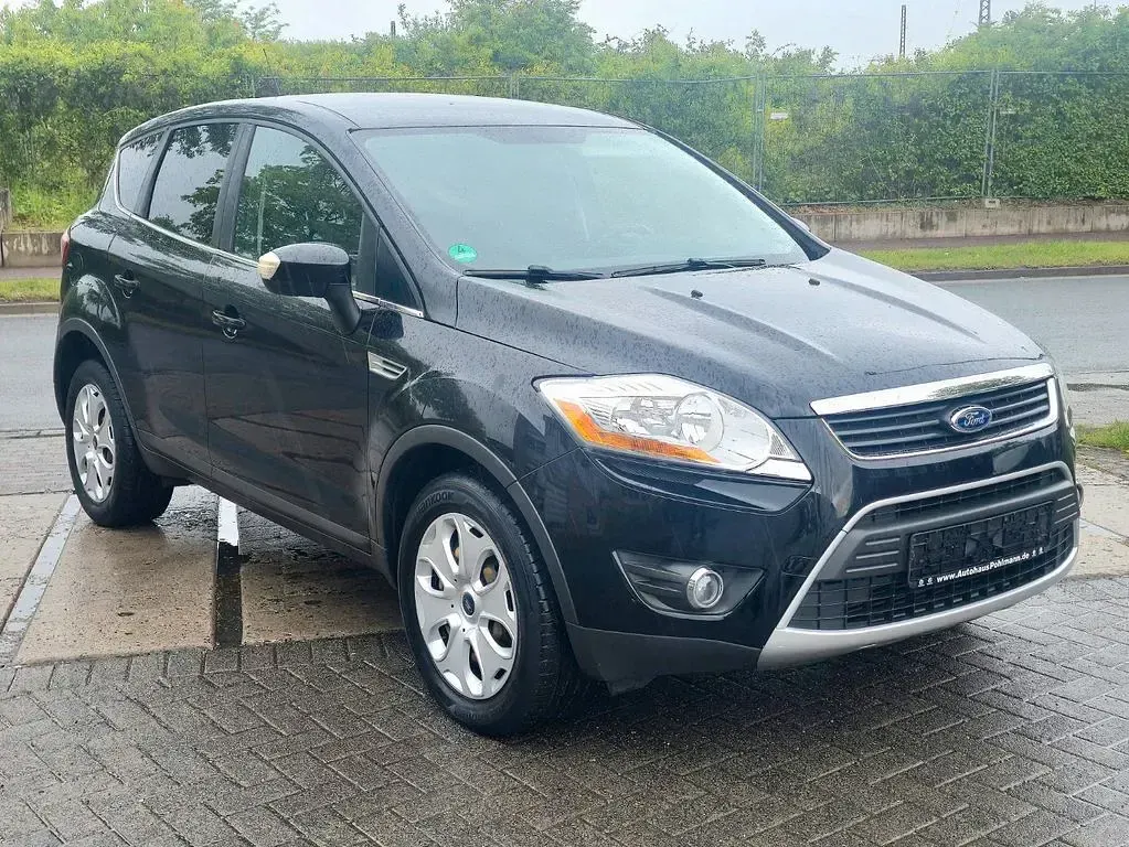 Gebraucht Ford Kuga Trend 140 PS (102 kW) 2012 Schwarz SUV