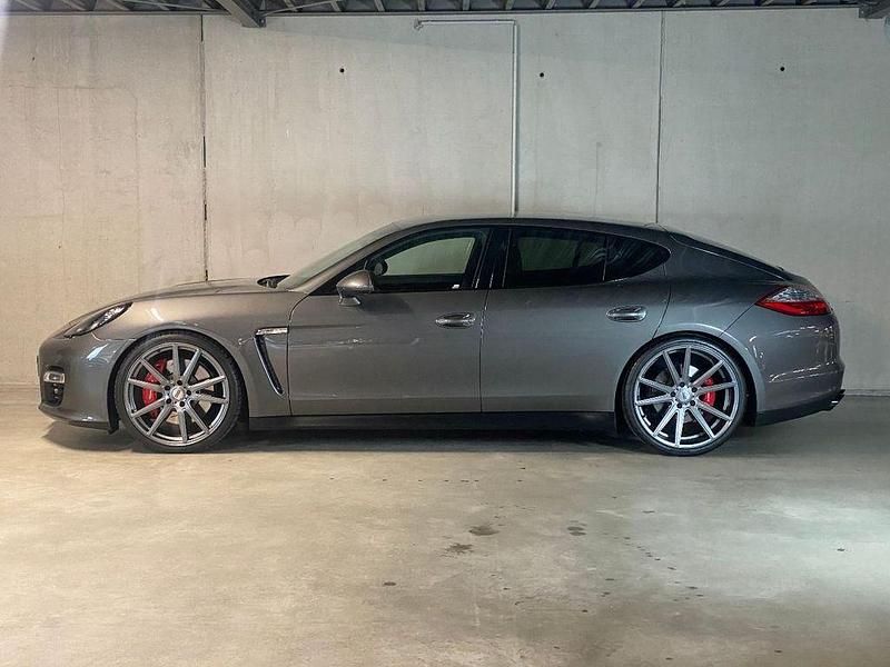Gebraucht Porsche Panamera GTS 430 PS (316 kW) 2012 Achatgraumetallic Limousine