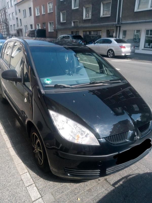 Schwarz Gebraucht 2005 Mitsubishi Colt Kleinwagen | 1.950 € - Bild 1/4
