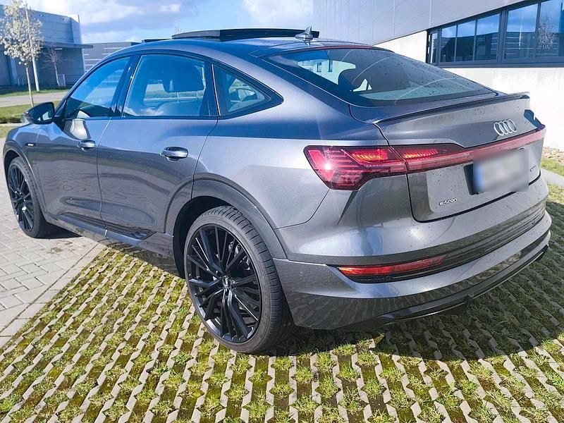 Gebraucht Audi e-tron S-Line 300 kW (408 PS) 2020 Grau SUV