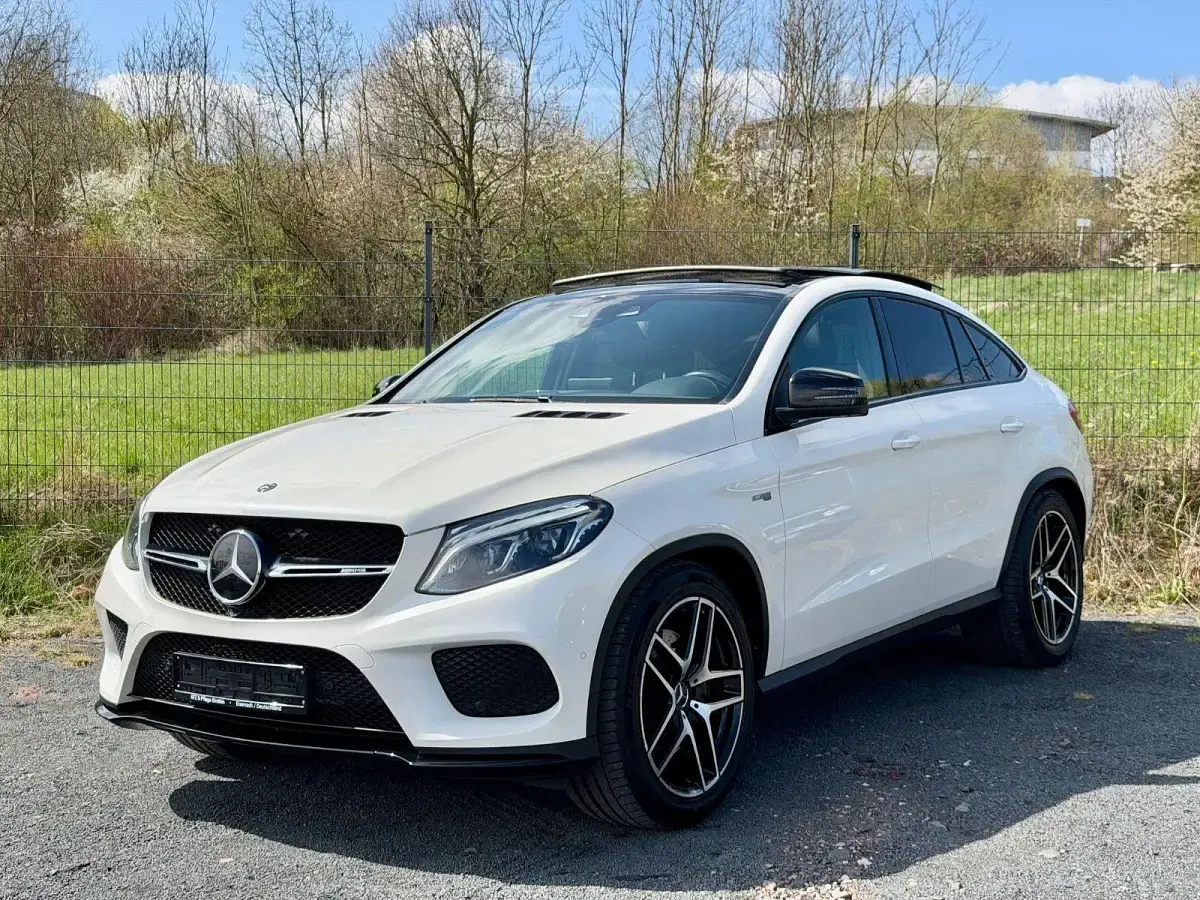 Gebraucht Mercedes GLE43 AMG Night 390 PS (286 kW) 2019 Weiß SUV
