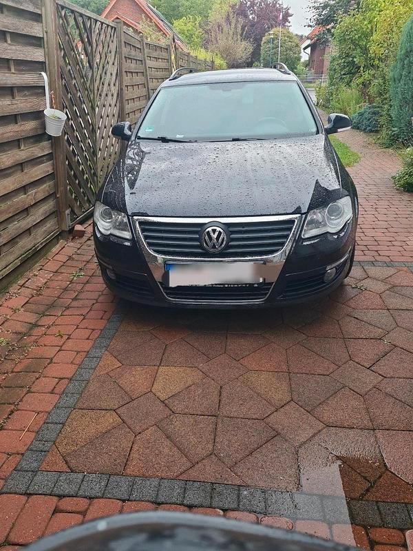 Schwarz Gebraucht 2008 VW Passat Kombi | 3.300 € - Bild 1/4